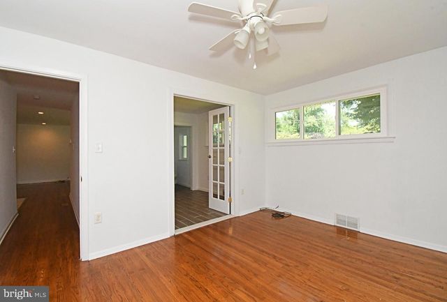 2023 LOCKWOOD LN, Feasterville Trevose, PA 19053