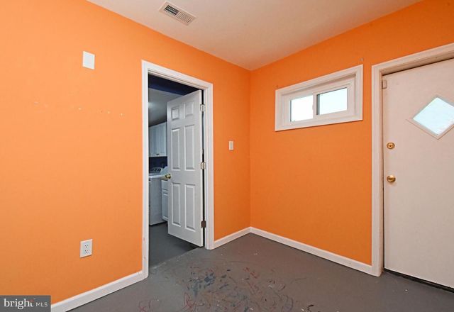 2023 LOCKWOOD LN, Feasterville Trevose, PA 19053