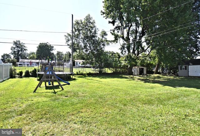 2023 LOCKWOOD LN, Feasterville Trevose, PA 19053