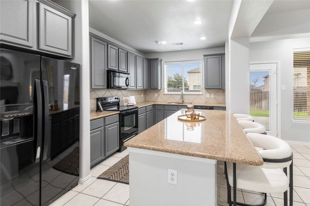 6116 Perch Drive, Fort Worth, TX 76179