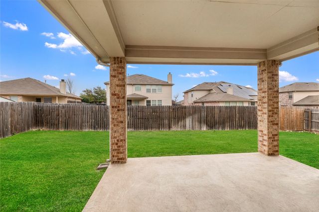6116 Perch Drive, Fort Worth, TX 76179