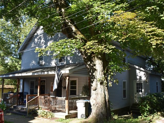 1000-1002 CATHERINE Street, Meadville, PA 16335