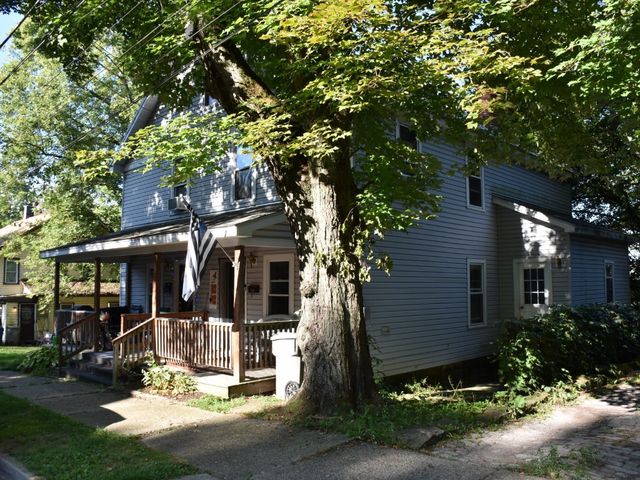 1000-1002 CATHERINE Street, Meadville, PA 16335