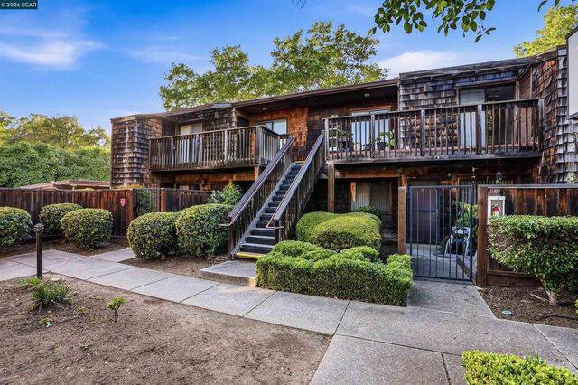 2450 Walters Way 2, Concord, CA 94520