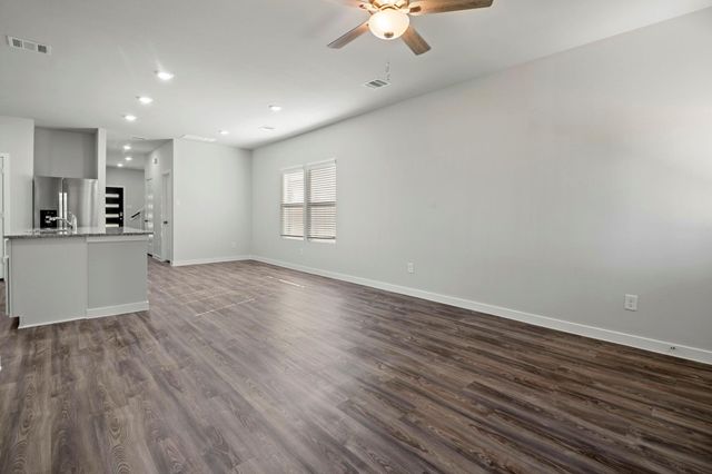 160 Valiant Ridge Trail, Magnolia, TX 77354