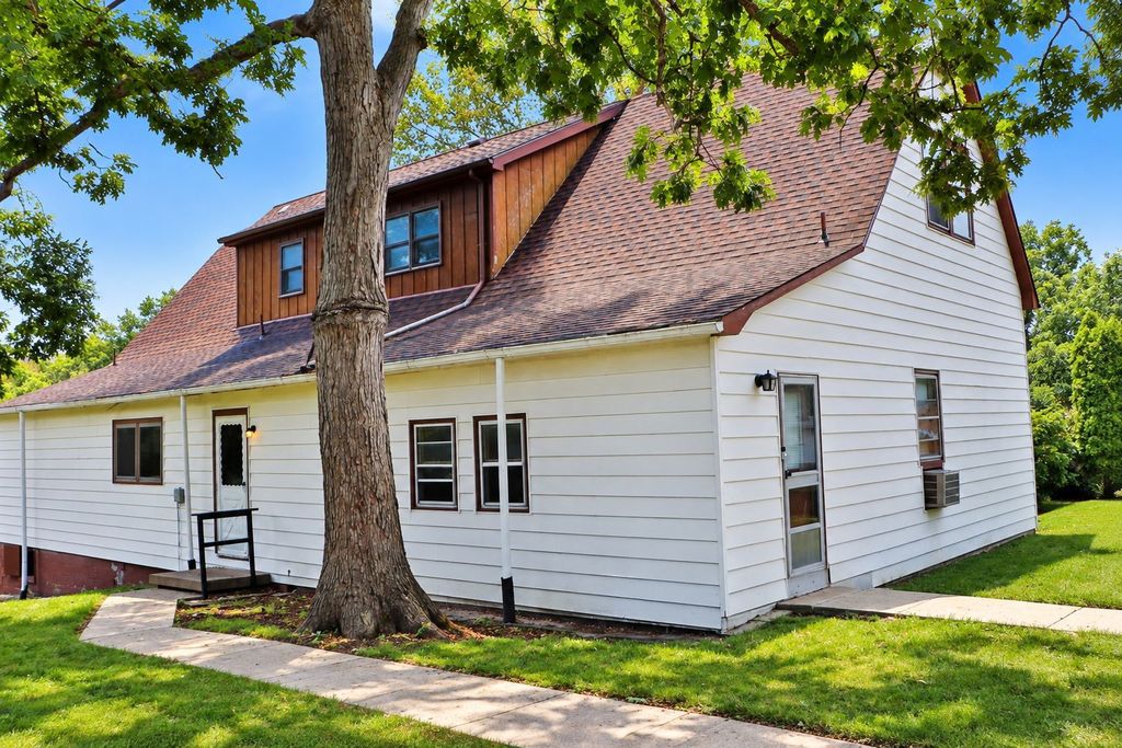 614 Maple Avenue, Willow Springs, IL 60480 — photo 3