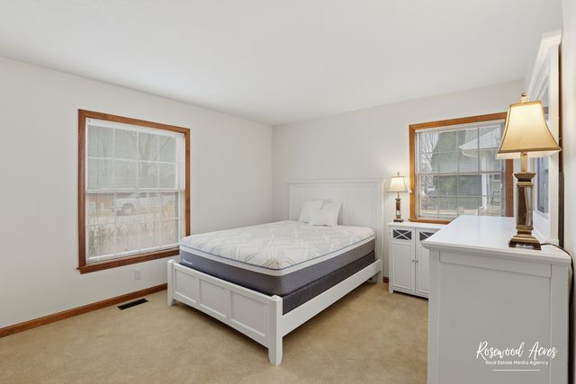 1240 Plum Creek Drive, Bourbonnais, IL 60914