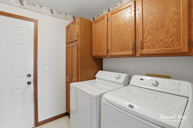 1240 Plum Creek Drive, Bourbonnais, IL 60914