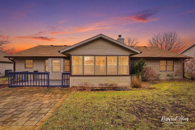 1240 Plum Creek Drive, Bourbonnais, IL 60914