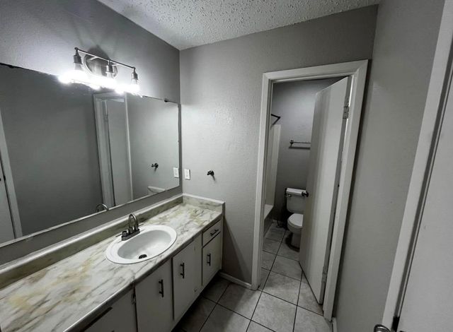 12118 W Bellfort Avenue C, Houston, TX 77477