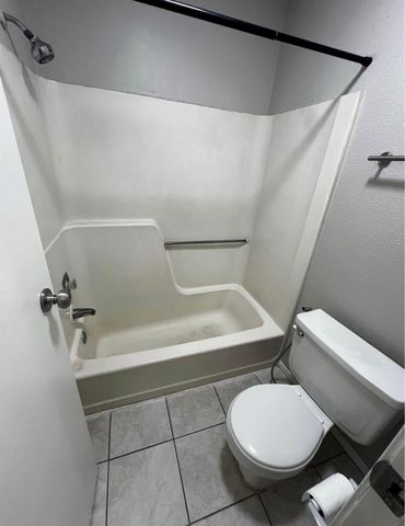 12118 W Bellfort Avenue C, Houston, TX 77477