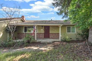1126 Lake Home Dr, Lodi, CA 95242