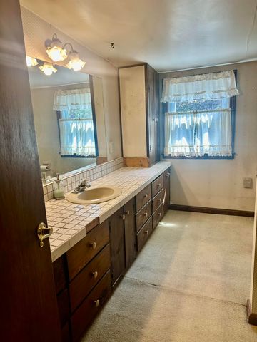1188 Valley Road, Mason, NH 03048