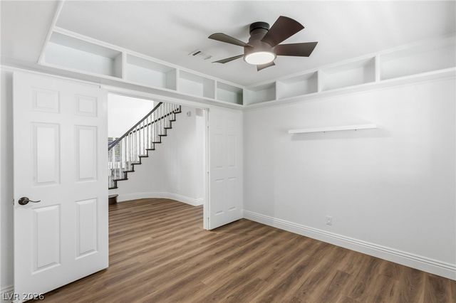 2005 Marble Gorge Drive, Las Vegas, NV 89117