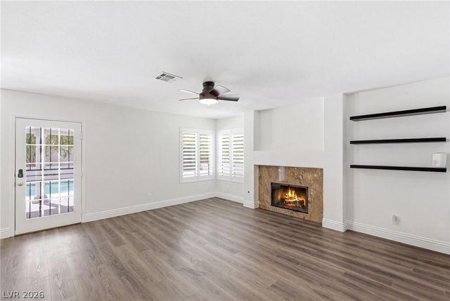 2005 Marble Gorge Drive, Las Vegas, NV 89117