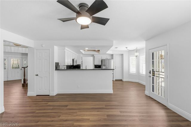 2005 Marble Gorge Drive, Las Vegas, NV 89117