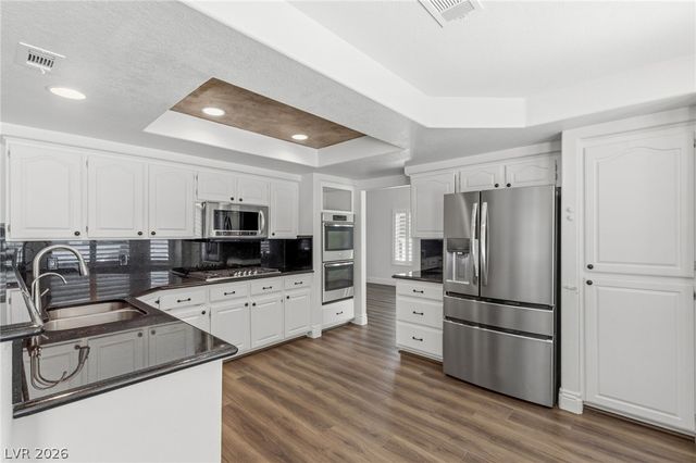2005 Marble Gorge Drive, Las Vegas, NV 89117