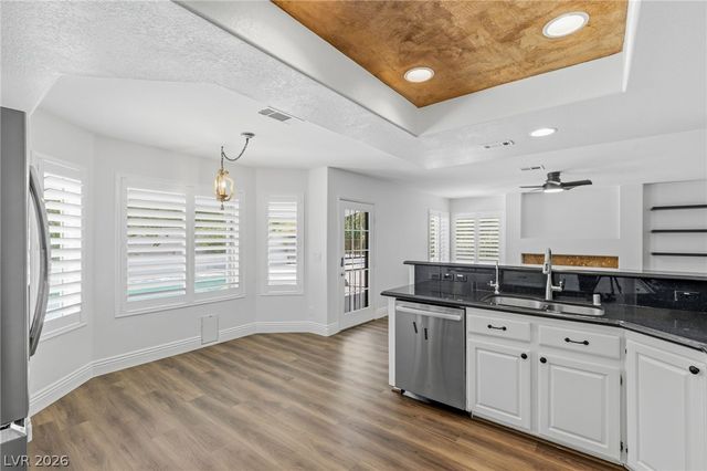 2005 Marble Gorge Drive, Las Vegas, NV 89117