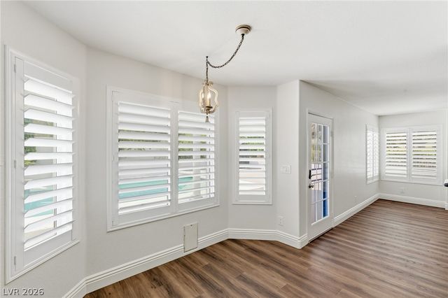 2005 Marble Gorge Drive, Las Vegas, NV 89117