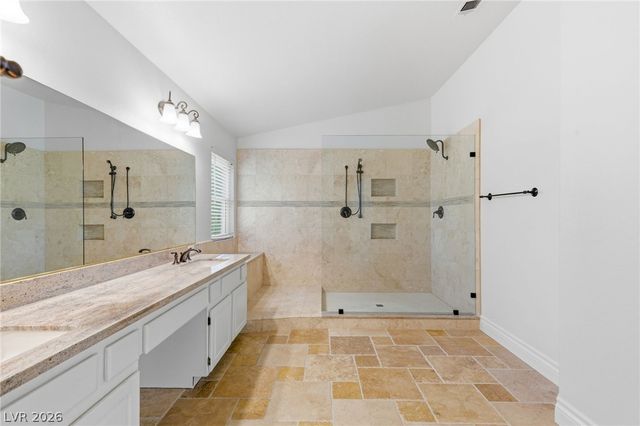 2005 Marble Gorge Drive, Las Vegas, NV 89117