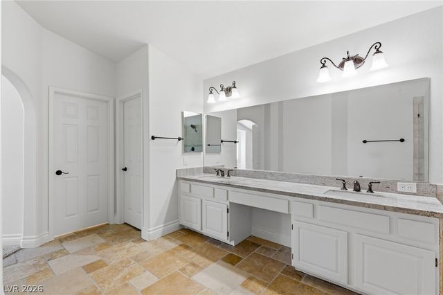 2005 Marble Gorge Drive, Las Vegas, NV 89117
