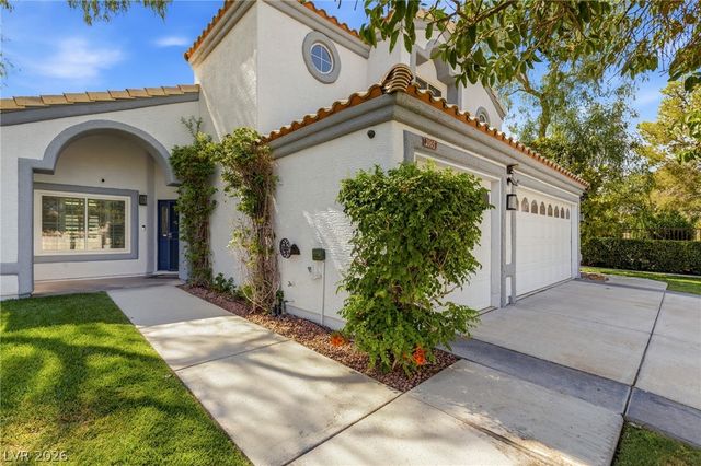 2005 Marble Gorge Drive, Las Vegas, NV 89117