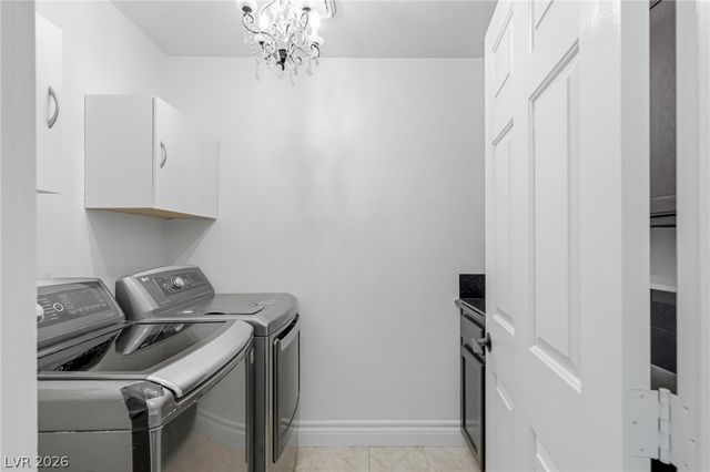 2005 Marble Gorge Drive, Las Vegas, NV 89117