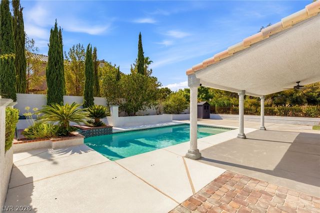 2005 Marble Gorge Drive, Las Vegas, NV 89117