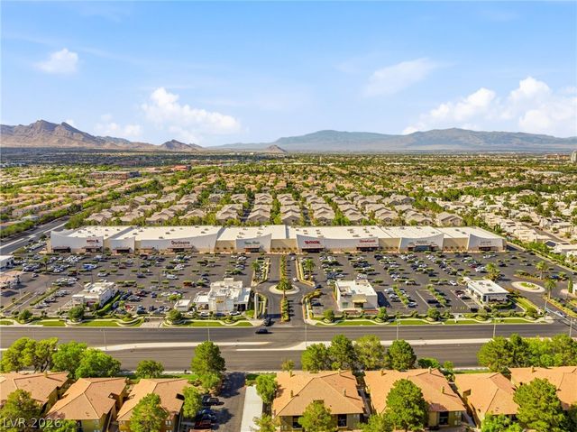 2005 Marble Gorge Drive, Las Vegas, NV 89117