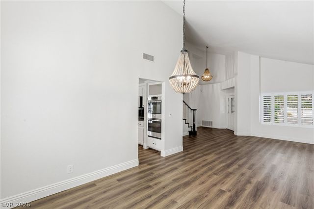 2005 Marble Gorge Drive, Las Vegas, NV 89117