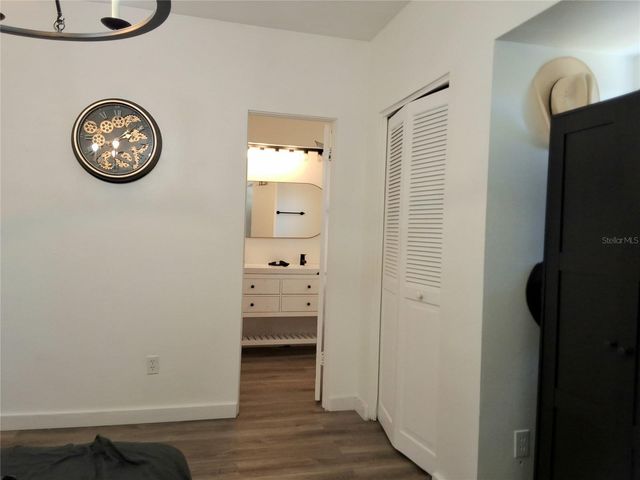 6624 FAIRWAY DRIVE, Sarasota, FL 34243