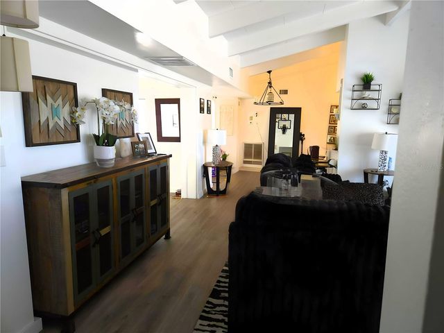 6624 FAIRWAY DRIVE, Sarasota, FL 34243