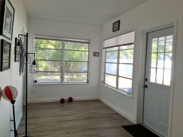 6624 FAIRWAY DRIVE, Sarasota, FL 34243