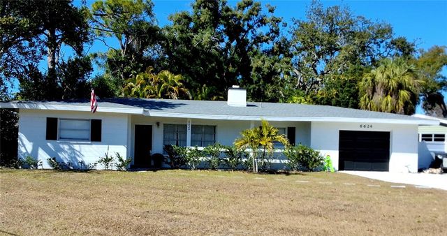 6624 FAIRWAY DRIVE, Sarasota, FL 34243