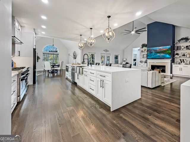 44 S Arbor Shores, Newnan, GA 30265