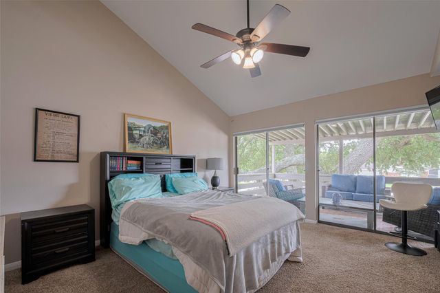 182 April Point Drive N, Conroe, TX 77356