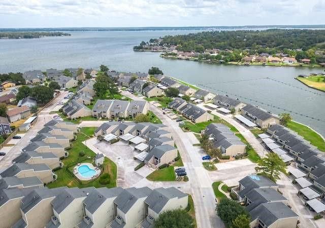 182 April Point Drive N, Conroe, TX 77356