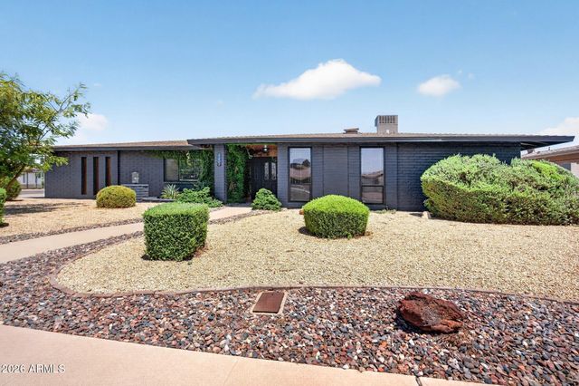 4332 W ECHO Lane, Glendale, AZ 85302