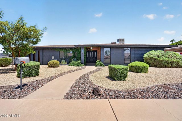 4332 W ECHO Lane, Glendale, AZ 85302