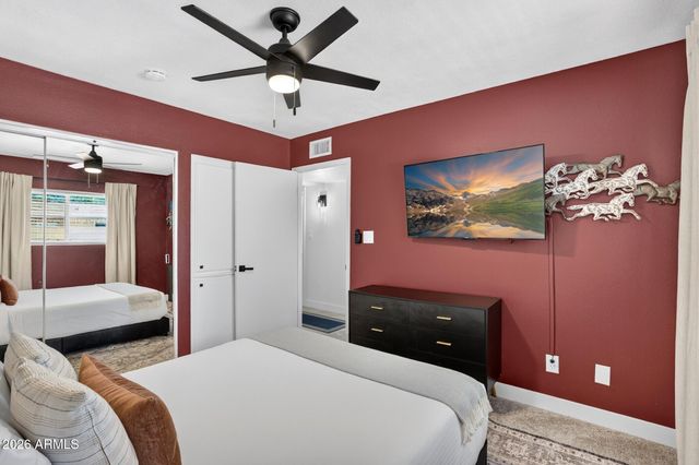 4332 W ECHO Lane, Glendale, AZ 85302