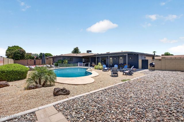 4332 W ECHO Lane, Glendale, AZ 85302