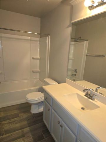 12616 NW 1st Terrace, Yukon, OK 73099