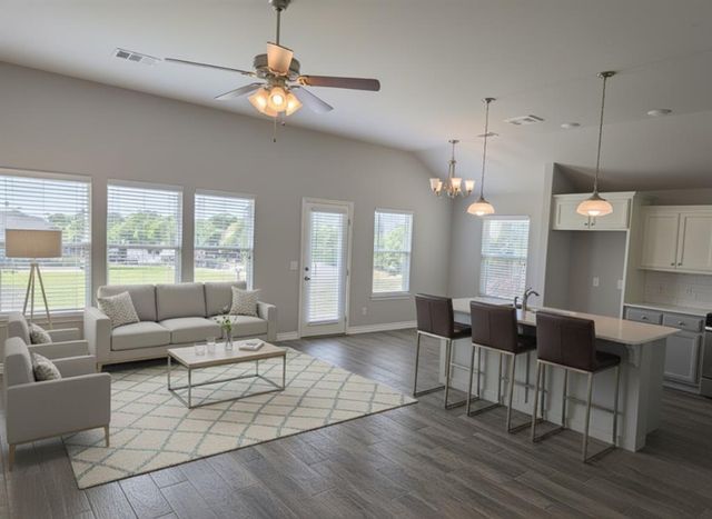 12616 NW 1st Terrace, Yukon, OK 73099