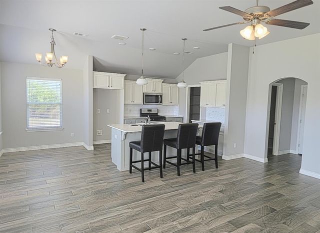 12616 NW 1st Terrace, Yukon, OK 73099