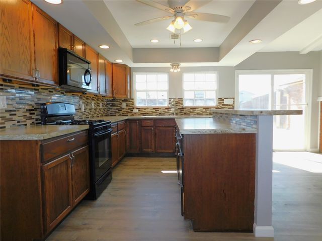 4816 Roberts Drive, The Colony, TX 75056