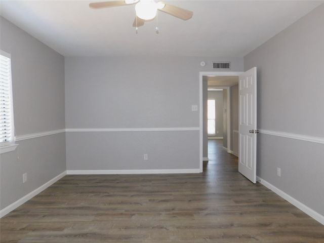 4816 Roberts Drive, The Colony, TX 75056