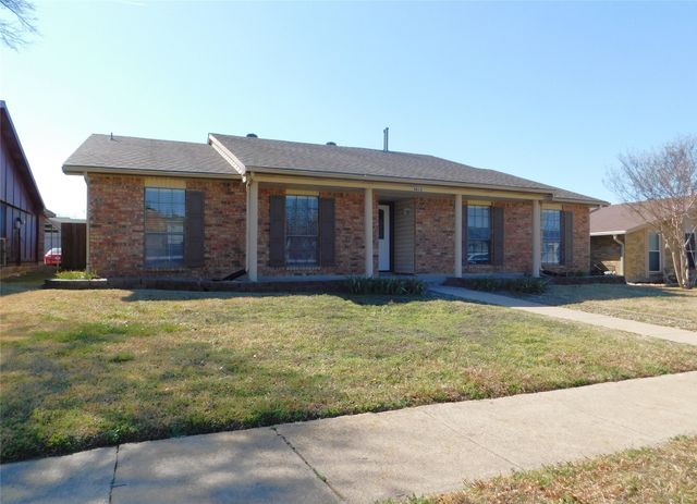 4816 Roberts Drive, The Colony, TX 75056