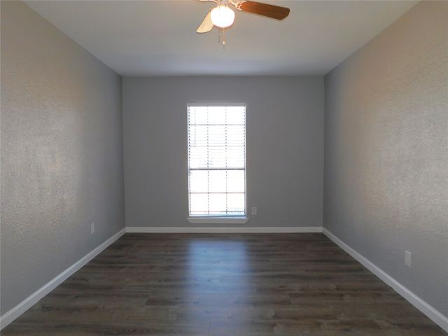 4816 Roberts Drive, The Colony, TX 75056