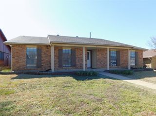 4816 Roberts Drive, The Colony, TX 75056