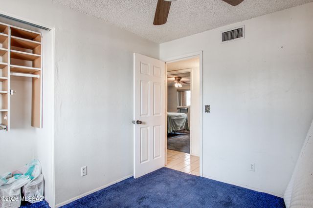 9352 E Palm Tree Drive, Tucson, AZ 85710